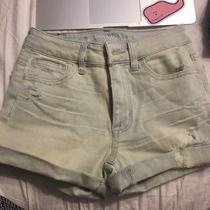 Light Wash AEO jean shorts